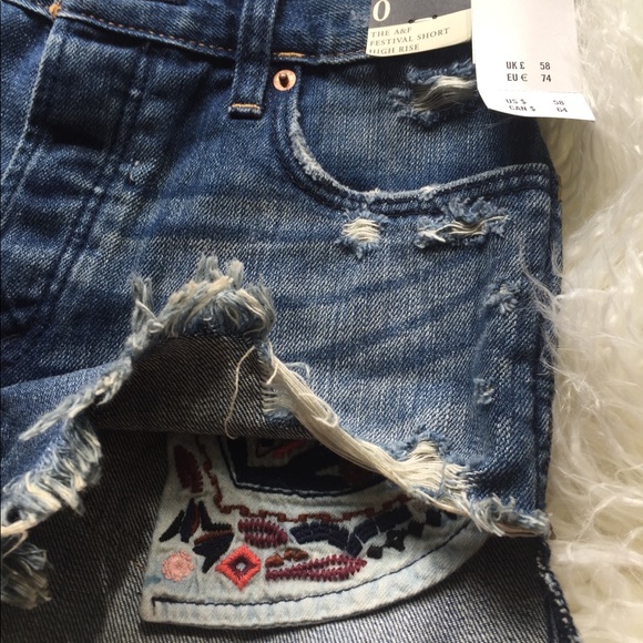NWT Abercrombie & Fitch Festival Short High sz 0 - Picture 3 of 7